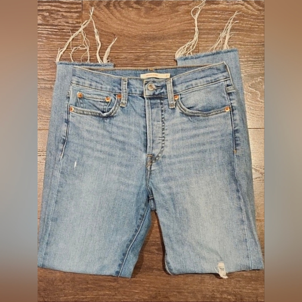 ❤️ LEVIS WEDGIE SKINNY HIGH RISE JEANS, DISTRESSED, 4 (27) - Picture 2 of 11